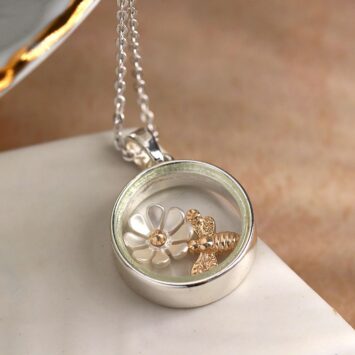 Silver Circle Necklace - Bee & Flower