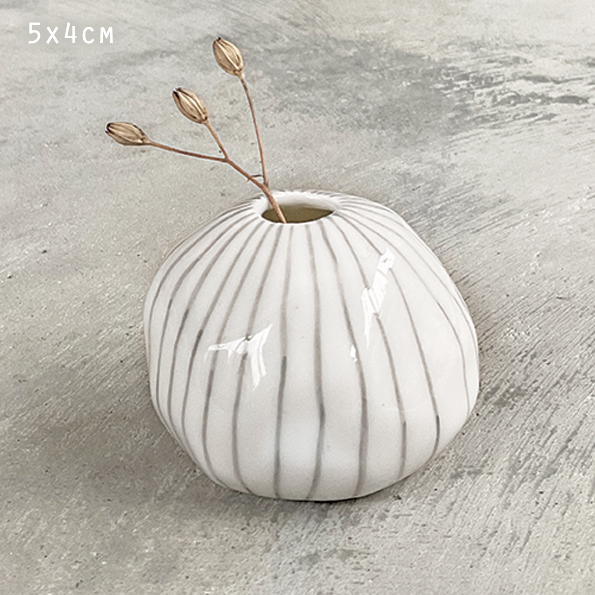 Tiny Vase Collection - Round L